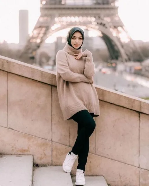 5 Mix and Match Tunik Berbahan Rajut Terbaik Sepanjang Tahun 2020. Mana Favoritmu? 9