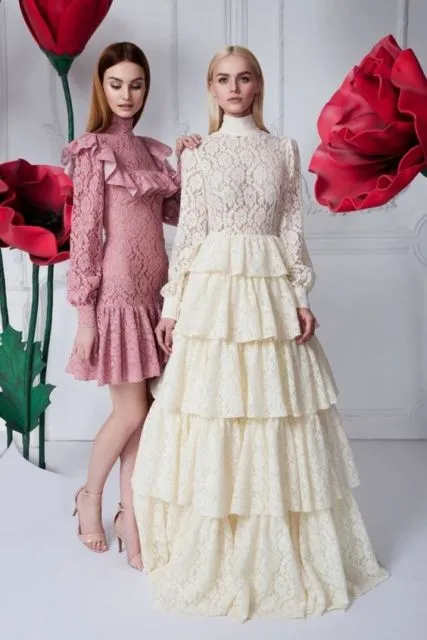 9 Model Ruffle Dress Aneka Warna Buat ke Kondangan. Siap Tampil Beda Nih! 17