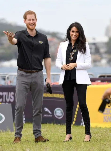 8 Momen Ini Membuktikan Kalau Penampilan Meghan Markle dan Prince Harry Itu Serasi Abis! 11