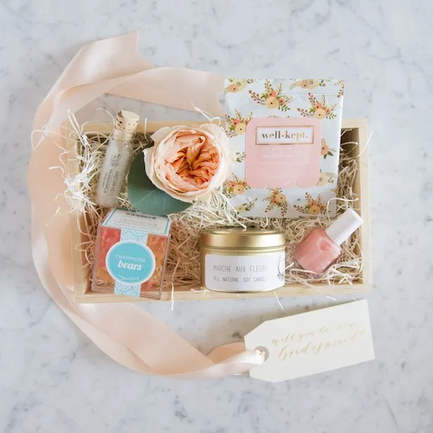 7 Ide Mengemas Kotak Bridesmaid yang Gemas dan Lucu. Ih, Kalau Gini Siapa yang Nggak Mau? 14