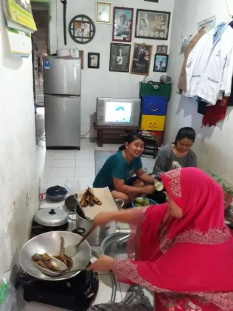 Suka Duka Nginep di Rumah Teman. Zaman Sekolah atau Kuliah Pasti Banyak yang Begini~ 7