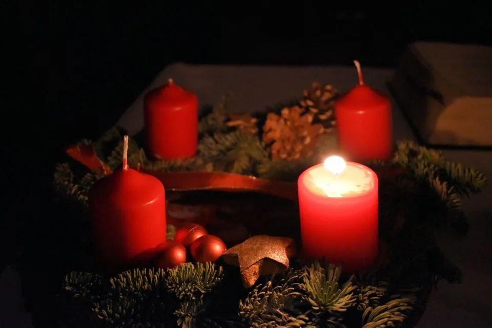8 Macam Dekorasi Natal yang Sering Digunakan untuk Pajangan. Jangan Bingung Nyebut Namanya 16