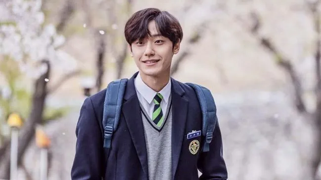 Bikin Heboh para K-Popers, Berikut ini 10 Drama Korea 2020 yang Paling Banyak Dibicarakan 20