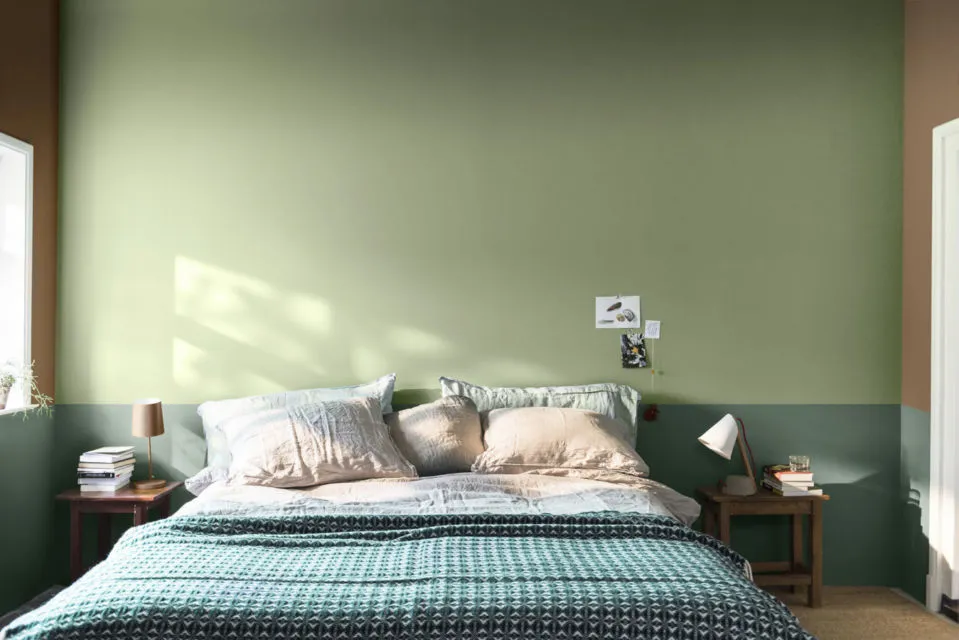 6 Kombinasi Warna Cat Rumah yang Orang Jarang Kepikiran. Perpaduan Krem+Hijau Muda? Bosan, ah! 8