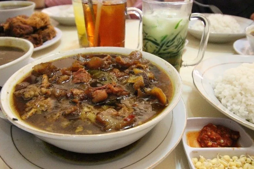 12 Kuliner Khas Kota Malang. Hidangan yang Selalu Berhasil Bikin Kita Pengin Balik Lagi~ 19
