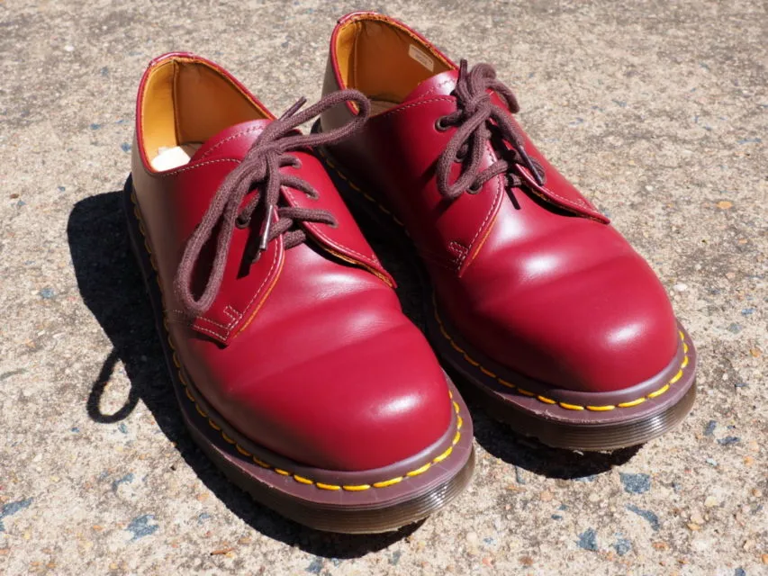 8 Rekomendasi Sepatu Kulit Pria yang Kece Parah Desainnya. Ada yang Berbahan Kulit Nabati! 10