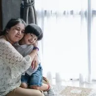 5 Hal yang Sering dilakukan ke Ibu Sewaktu Kecil, Masih Ingat Enggak?