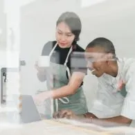 3 Strategi Utama Merintis Bisnis di Era Digital, Biar Usahamu Nggak Cuma Seumur Jagung