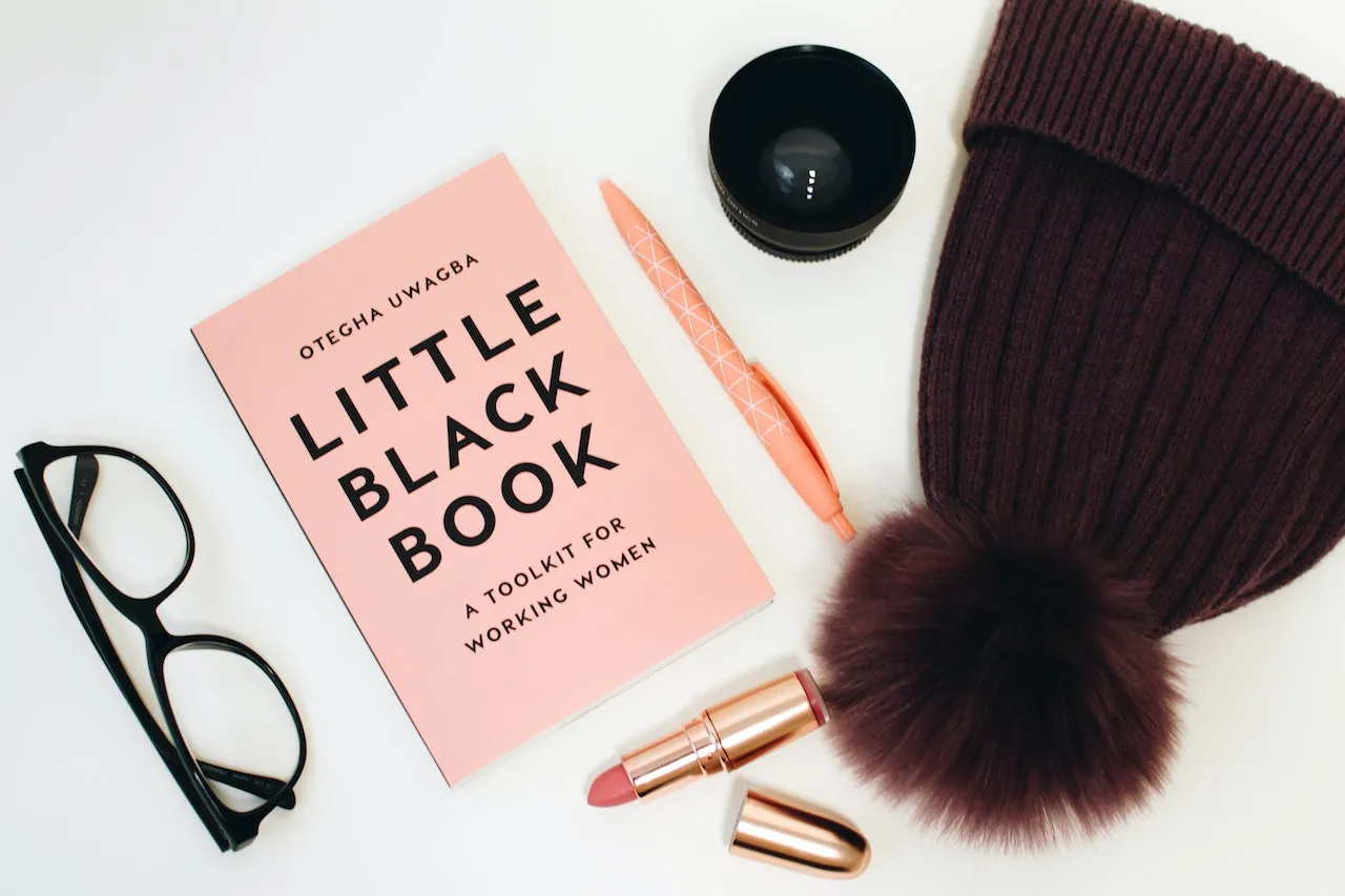 5 Karakter Penyuka Lipstik Berwarna Nude yang Nggak Terelakan; Orangnya Baik, Katanya 8