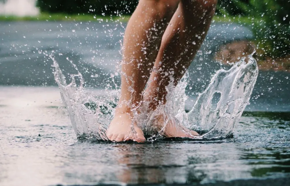 5 Hal Tak Terduga ini Bisa Terjadi di Resepsi Pernikahan. Bukan Cuma Perkara Kehadiran Mantan! 3