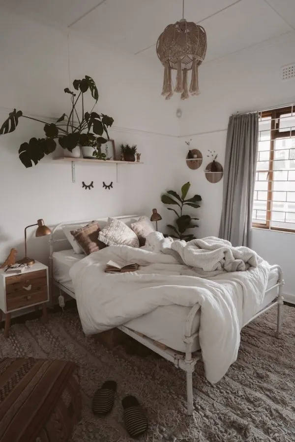 6 Desain Dekorasi Kamar Ala Korea Simple & Minimalis 10