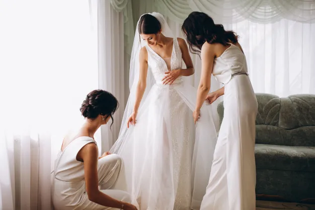 Sejarah Panjang Munculnya Bridesmaid. Berawal dari Pelayan yang 'Berkorban' untuk Pengantin! 5