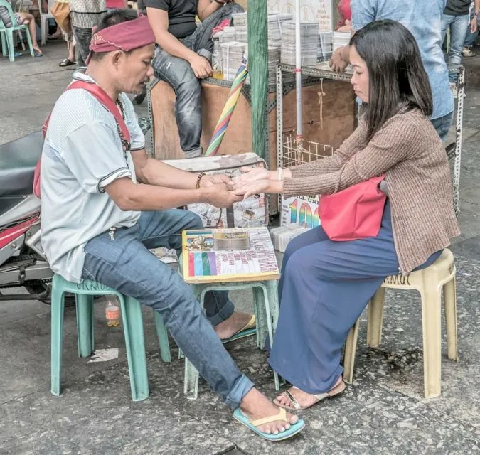 6 Profesi dan Jasa yang Sekarang Udah Jarang Ditemukan, Antara Hilang atau Beradaptasi dengan Zaman! 5