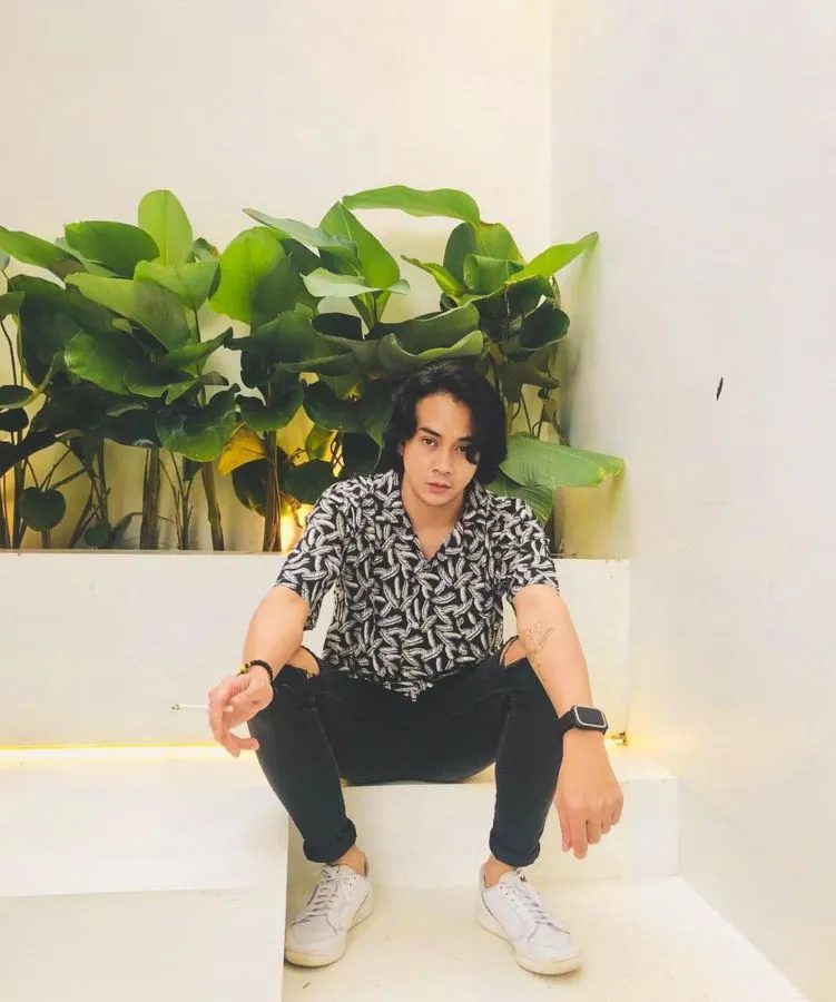 Jauhi Hiruk Pikuk Ibu Kota, 9 Artis ini Pilih Tinggal di Yogyakarta. Tenang dan Nyaman~ 16