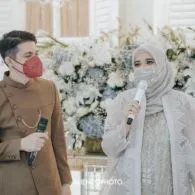 Syukuran 7 Bulanan, Melly Goeslaw dan Suami Hadiahkan Lagu untuk Bayi Zaskia Sungkar