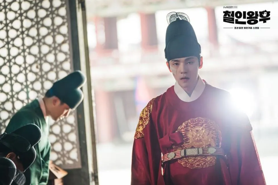6 Fakta Pemain Drakor 'Mr. Queen' yang Tengah Digandrungi. Ratingnya Masih Tinggi! 8