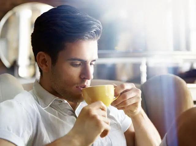 Menguak Persoalan Habis Nyeruput Kopi Panas Tanpa Bilang