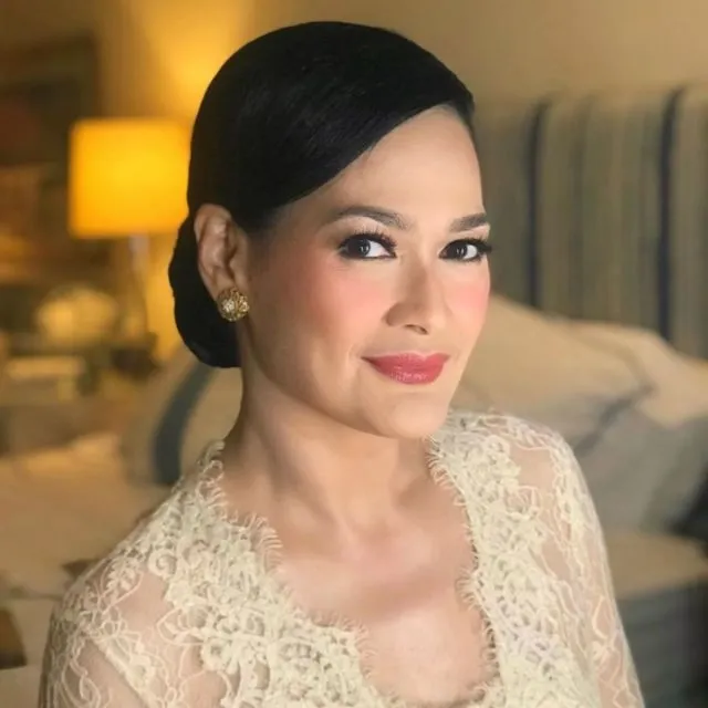 6 Artis ini Menikah Kembali di Usia 50 Tahun Lebih. Jodoh Memang Rahasia Tuhan 8
