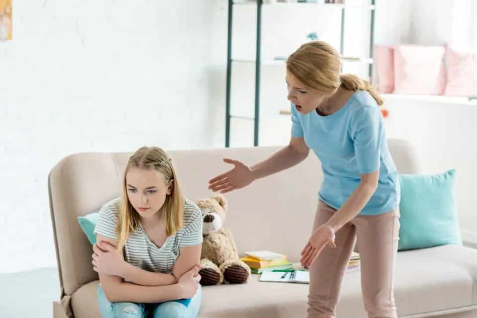 Suka Duka Jadi Anak Seorang Guru. Kamu Pernah Merasakan Hal-Hal Kayak Gini Nggak? 9