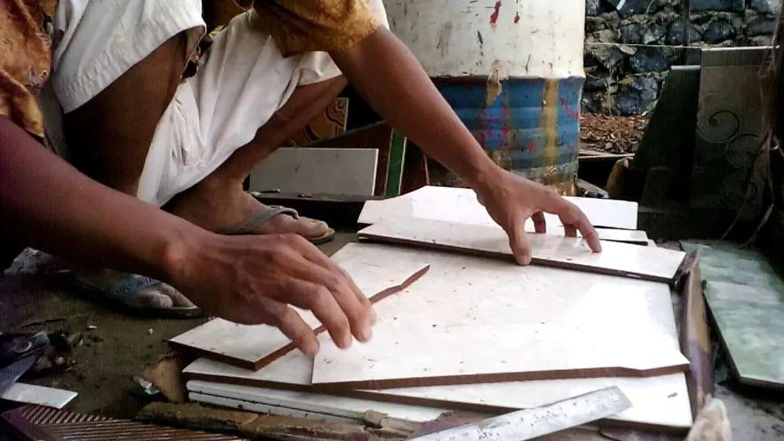 5 Kelakuan Tetangga Paling Nyebelin yang Sering Terjadi di Akhir Pekan. Cobaan Hidup ini~ 8