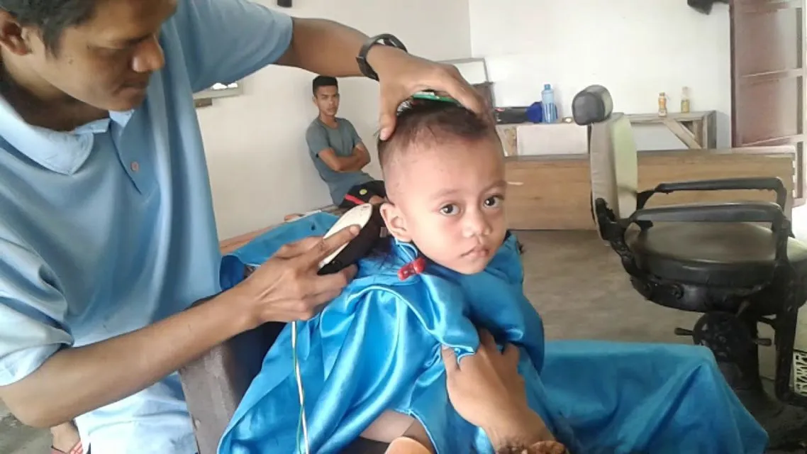 Nostalgia Uniknya Trik Tempat Potong Rambut Khusus Anak-Anak. Legend Banget nih! 4