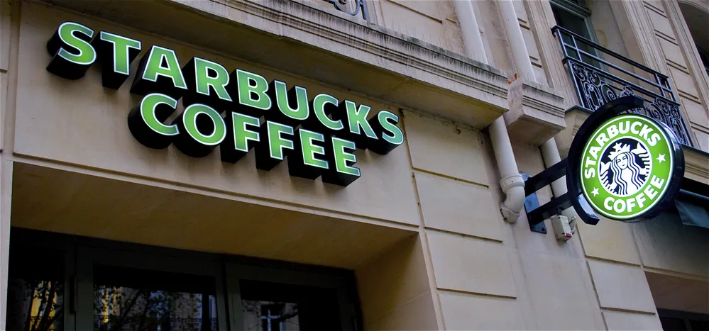 Belajar 4 Strategi Marketing Starbucks, Kedai Kopi yang Tetap Laris Walau Harganya Lumayan~ 6