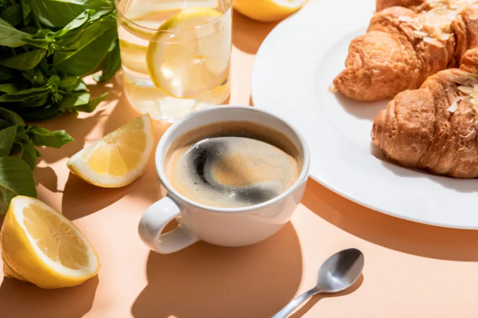 11 Bahan Campuran yang Bikin Racikan Kopi Hitam Lebih Nikmat. Rasanya Jadi Nggak Pahit Amat 21
