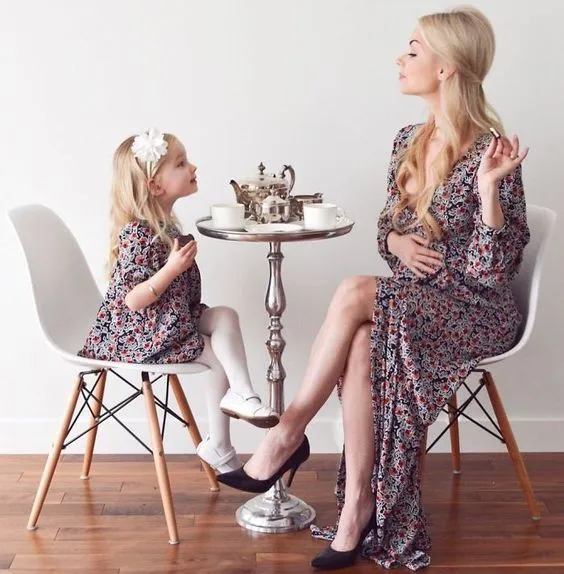 Memanfaatkan Lingkungan Sekitar, Ini 9 Konsep Photoshoot Ibu-Anak yang Apik! 14