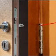 7 Cara Mengatasi Pintu Rumah yang Seret dan Berderit. Kalau Dipaksain Terus Lama-lama Berisik