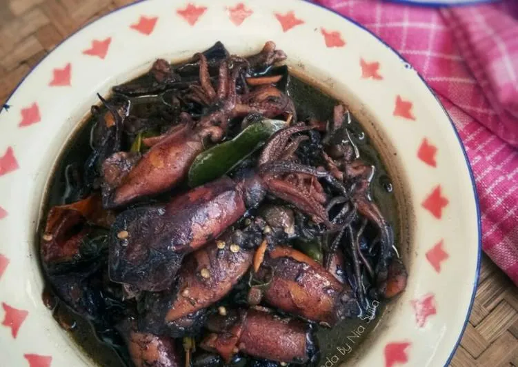 Tinta Cumi Nggak Cuma Bikin Sedap Masakan, Tapi Juga Punya 6 Khasiat ini. Sayang Kalau Dibuang! 7