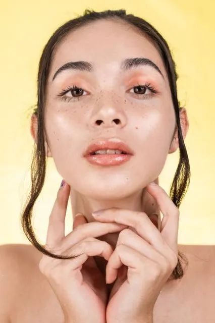 3 Ciri Utama Kalau Makeup-mu Mendekati Sempurna. Nggak Harus Punya Skill Dulu! 4
