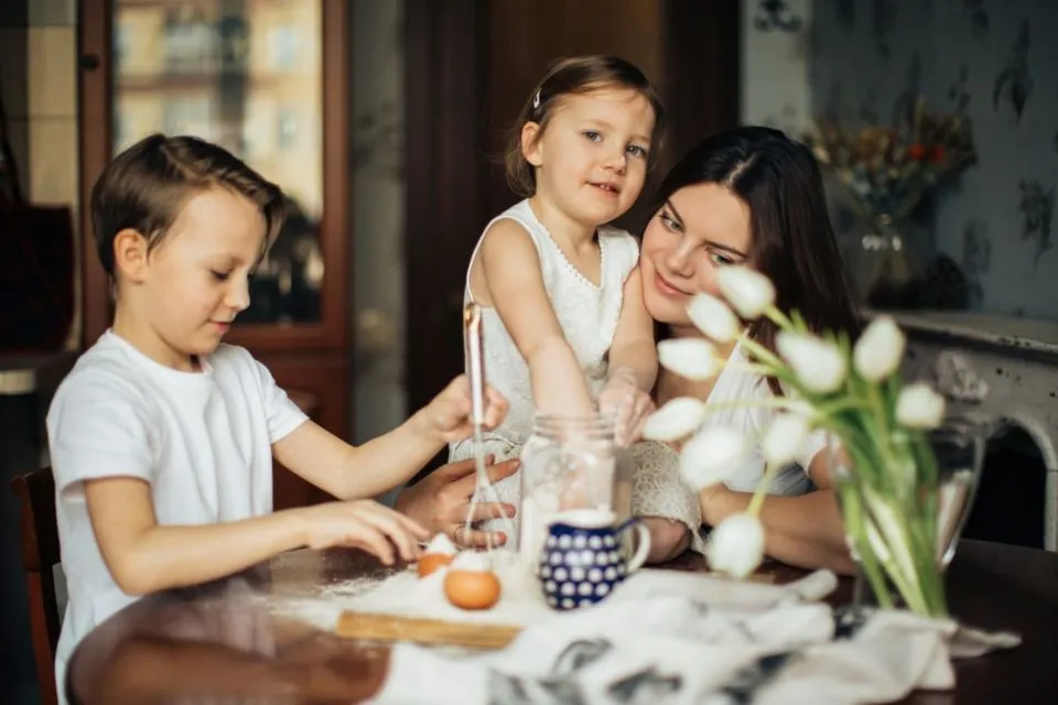 8 Teladan dari Sosok Ibu yang Akan Dicontoh dan Dikenang Anak Selamanya. Sweet! 9