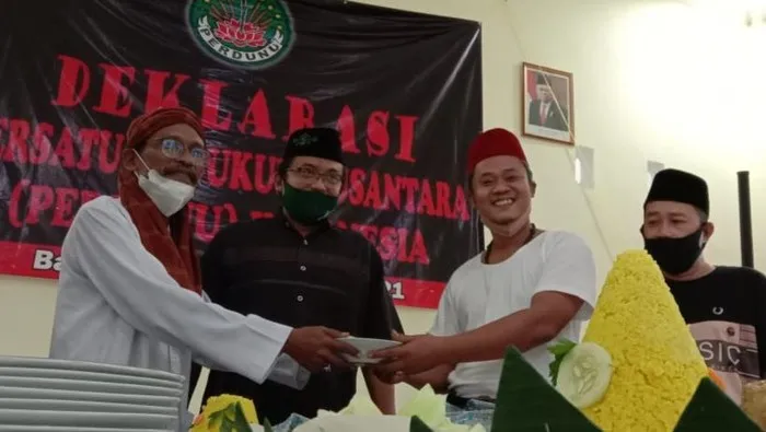Pertama di Indonesia Nih, Dukun di Banyuwangi Dikabarkan Akan Gelar Festival Santet. Kayak Apa, Ya!? 5
