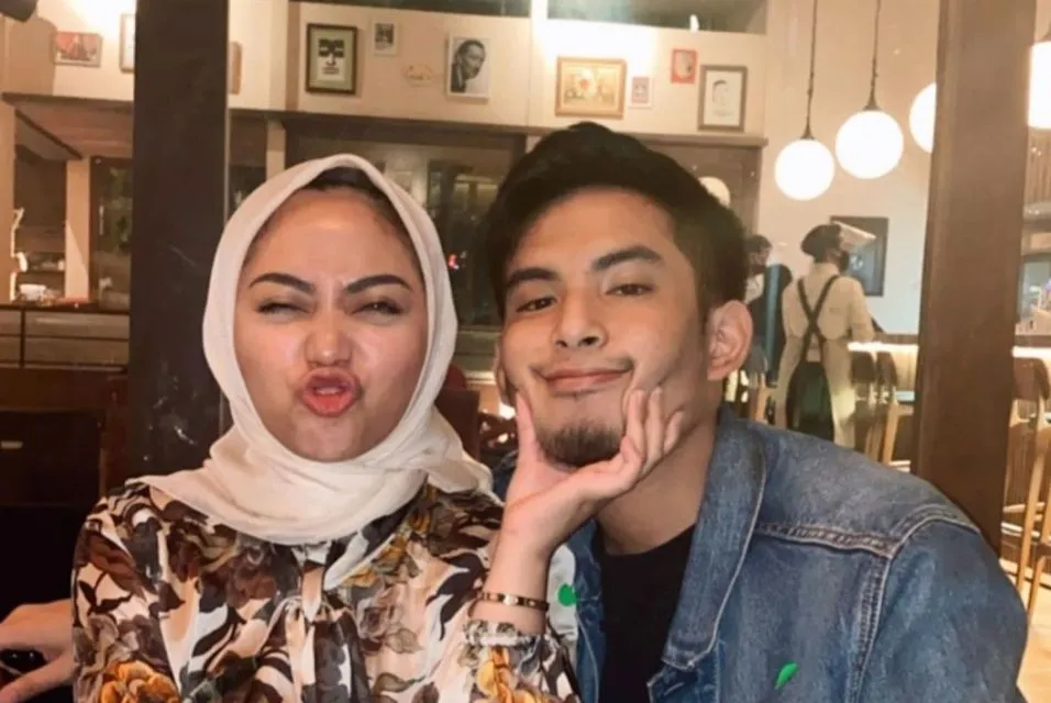 Pernikahan Terlihat Harmonis, 10 Seleb ini Ajukan Gugatan Cerai Tiba-Tiba. Terbaru Rachel-Niko 19