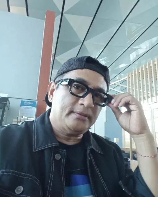 Selain Raffi Ahmad, 10 Artis ini juga Dikenal sebagai Presenter Kondang nan Profesional. Luwes! 16 profil Jeremy Teti