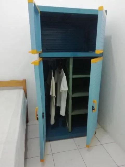 6 Kelebihan Lemari Plastik Ketimbang Serbuk Kayu untuk Baju. Anti Jamur! 8