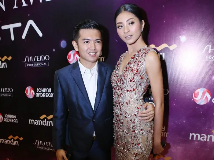 Pernikahan Terlihat Harmonis, 10 Seleb ini Ajukan Gugatan Cerai Tiba-Tiba. Terbaru Rachel-Niko 18