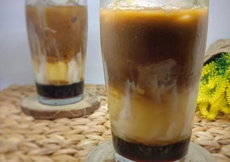 7 Resep Varian Es Kopi Literan yang Banyak Diminati. Bisa Jadi Ide Jualan Online nih! 8
