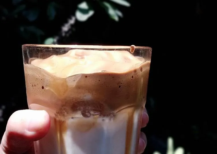 7 Resep Varian Es Kopi Literan yang Banyak Diminati. Bisa Jadi Ide Jualan Online nih! 10