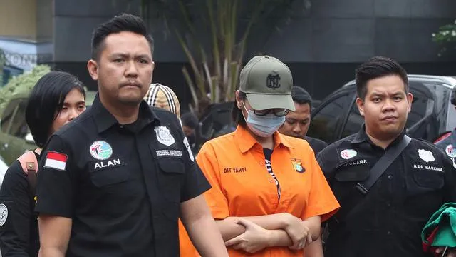 Setahun Mendekam di Penjara, ini Fakta Seputar Pembebasan Lucinta Luna. Dapat Asimilasi! 6