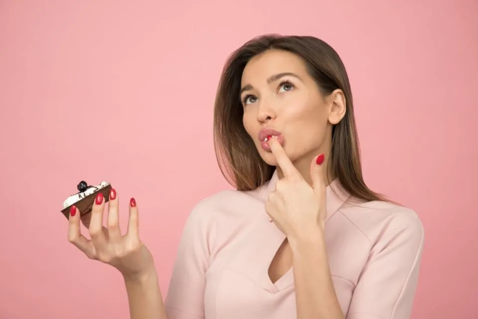 Bukan Cuma Hand Sanitizer, 5 Barang Ini Wajib Ada di Tas Ibu Selama Masa Pandemi! 10