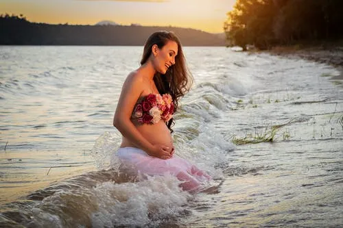 Cerita Para Ibu Tentang Rasanya Melahirkan. Katanya, 'Nikmat Walau Sakitnya Nggak Nahan!' 5