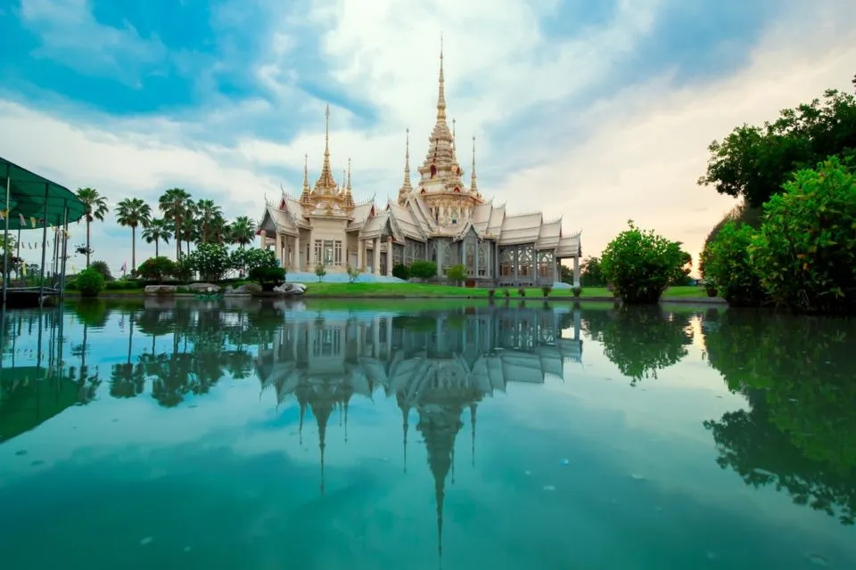 5 Negara Bebas Visa yang Jadi Favorit Wisatawan Indonesia. Kapan nih Main ke Sana? 10