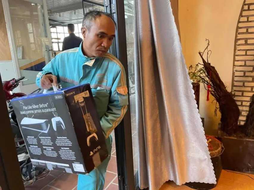 Biar Nggak Ketahuan Istri, Pria ini Beli PS5 Ngakunya Router Wi-Fi 5G. Sebuah Trik nih, Boys~ 4