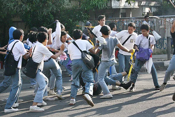 Kamu Melewatkan Masa Muda Kalau Nggak Pernah Melakukan 11 Hal ini di Sekolah. Zaman Jahiliah nih~ 19