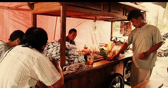 Jenis Orang yang Sering Ditemui di Angkringan. Fenomena Khas~ 8
