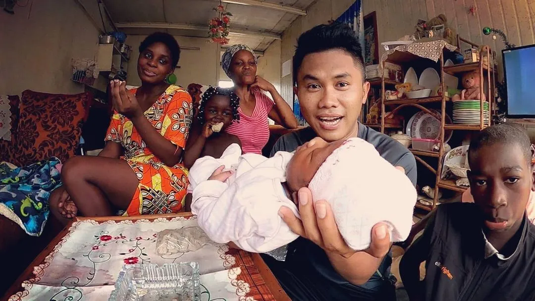 10 YouTuber Indonesia yang Terkenal karena Berbagi Cerita tentang Hidup di Luar Negeri. Udah Tahu? 19