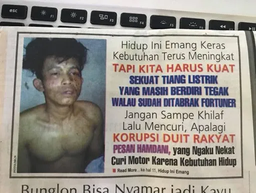 Menolak Lupa, Kamu Pasti Masih Geleng Kepala Saat Baca 11 Judul Berita di Koran ini. Kocak Bener! 21