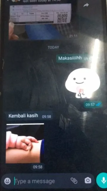 11 Deretan Chat Kocak Kurir Paket dan Penerimanya ini Bakal Bikin Kamu Senyum-Senyum Sendiri~ :D 16