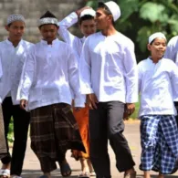 Lika-Liku Anak Pesantren yang Mungkin Nggak Banyak Orang Tahu. Ternyata Begini~